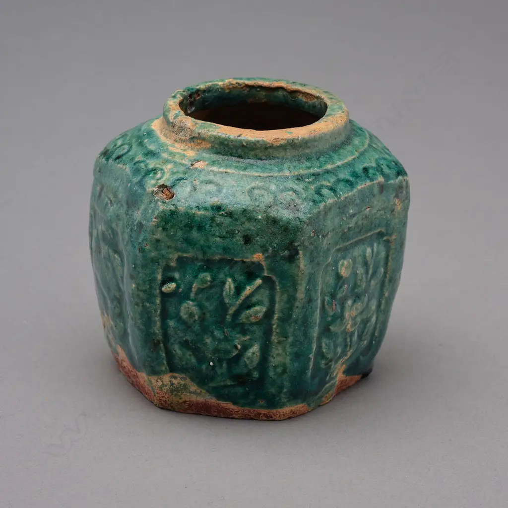 Chinese stoneware jar, Image 1++